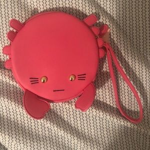 Luv Betsey by Betsey Johnson Crabby Wristlet! 🦀